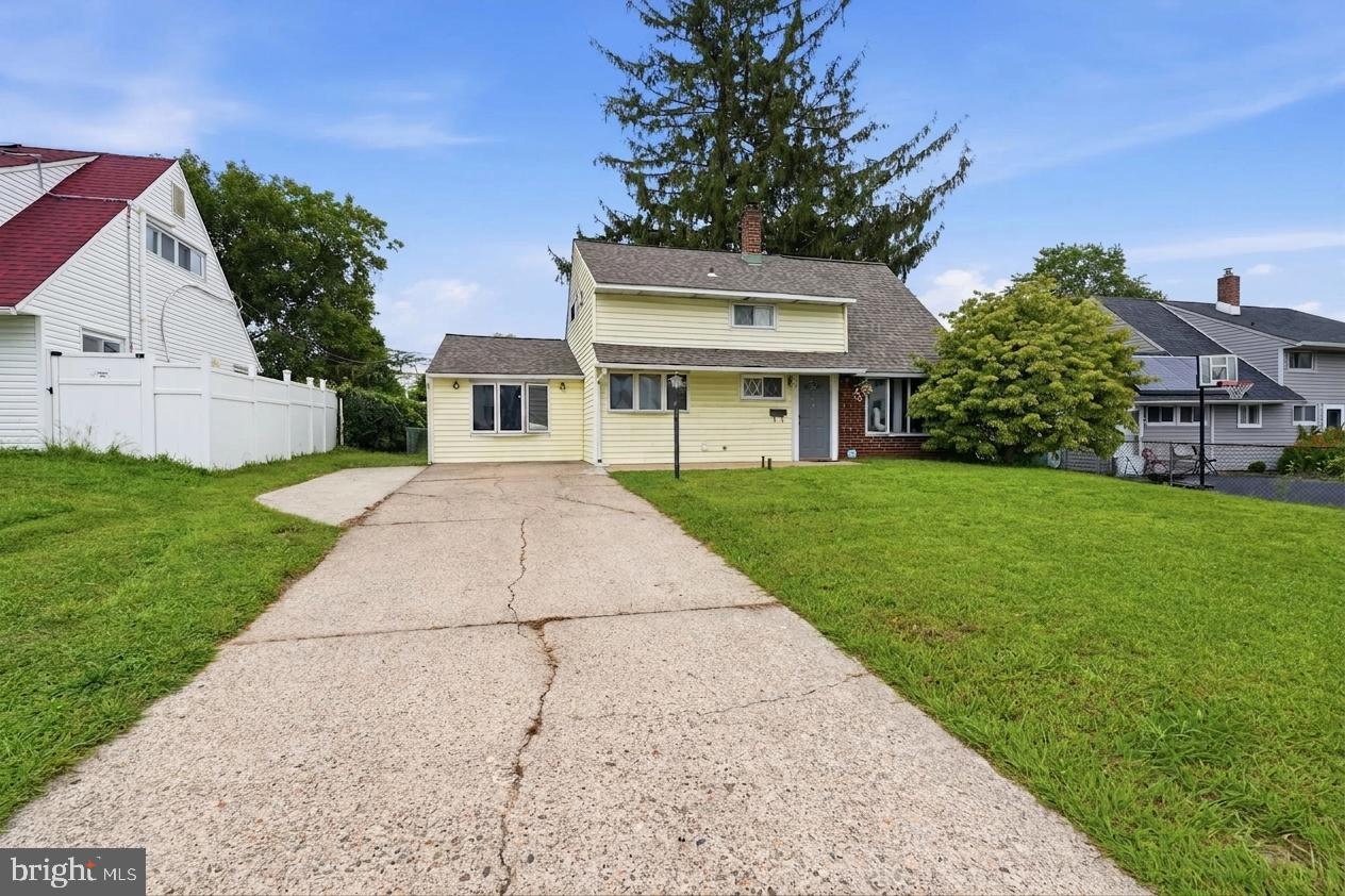 52 ROBIN HILL LANE