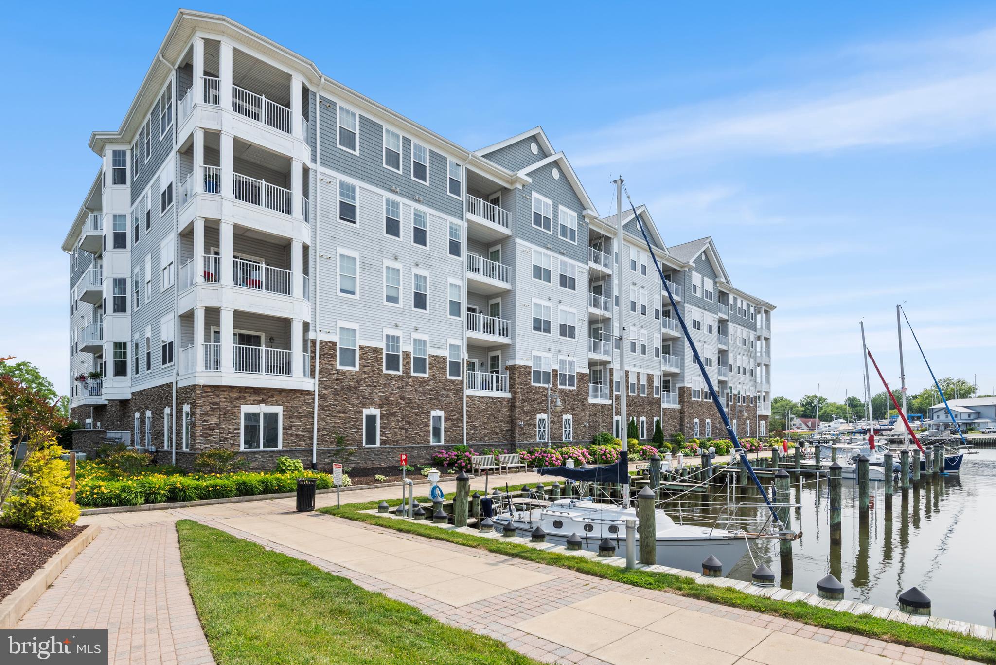 Located in the heart of Cambridge, MD’s picturesque waterfront community. This stunning unit offers the perfect blend of comfort, convenience, and Eastern Shore charm.
Step inside to find an open-concept layout filled with natural light, featuring a spacious living area, well-appointed kitchen, and private patio perfect for morning coffee or evening relaxation. The primary suite boasts a walk-in closet and an en-suite bathroom for your own private retreat.
Enjoy maintenance-free living with access to community amenities including a waterfront pool, walking trails, and marina access—ideal for boating enthusiasts or those who love a tranquil lifestyle by the water.
Located just minutes from downtown Cambridge, you're close to dining, shops, and all the charm this historic town has to offer. Whether you're looking for a full-time residence or a weekend getaway, this home is your opportunity to enjoy everything the Eastern Shore has to offer.
📍 2 Bedrooms
🛁 2 Bathrooms
🌅 Private Patio with Water Views
🚤 Marina Community with Amenities
Don't miss your chance to make this coastal gem your own!