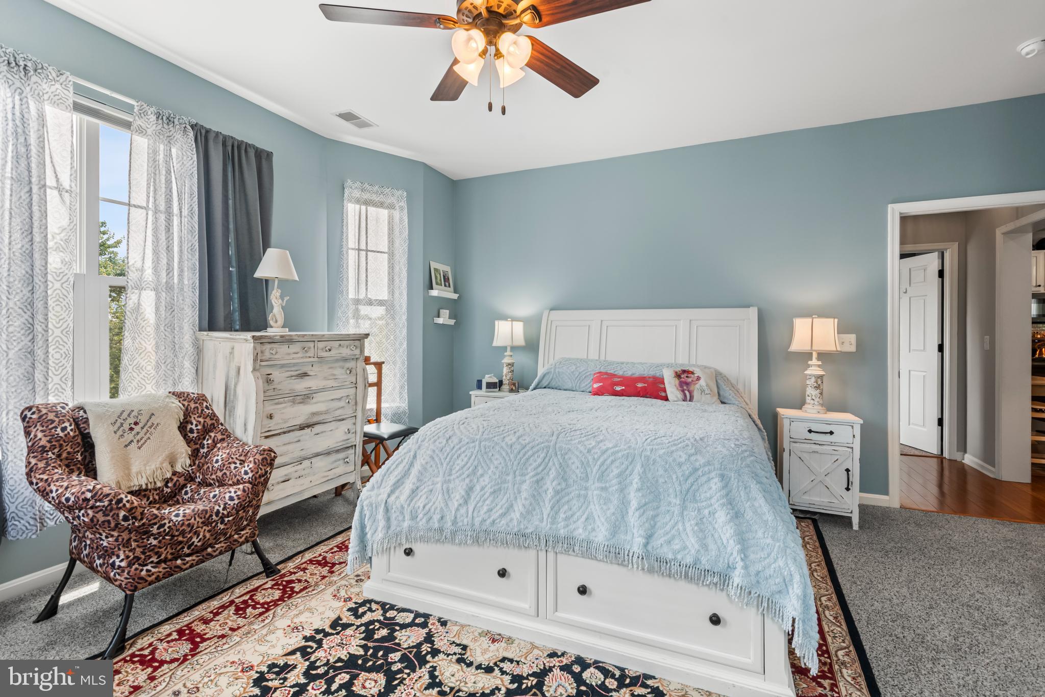 DEEP HARBOUR - Residential