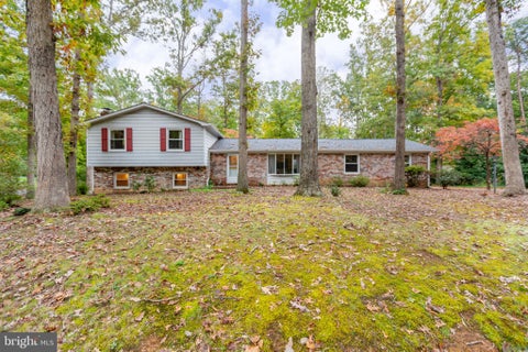 Photo of 101 Silver Spring Drive, LOCUST GROVE, VA 22508 (MLS # VAOR2015174)