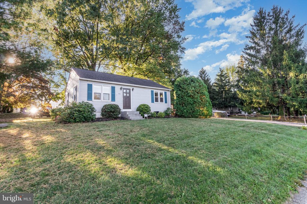 Photo of 3809 Colonial Road, HARRISBURG, PA 17109 (MLS # PADA2050146)