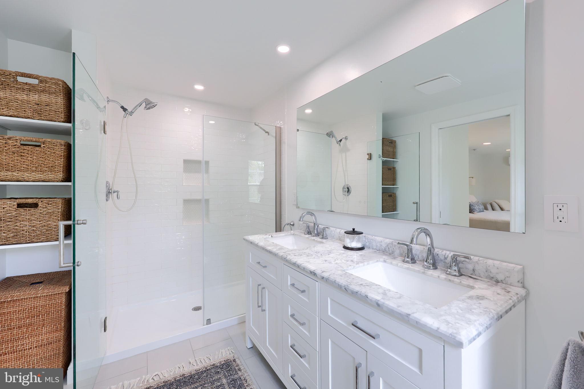 GRANDVIEW HEIGHTS - Residential