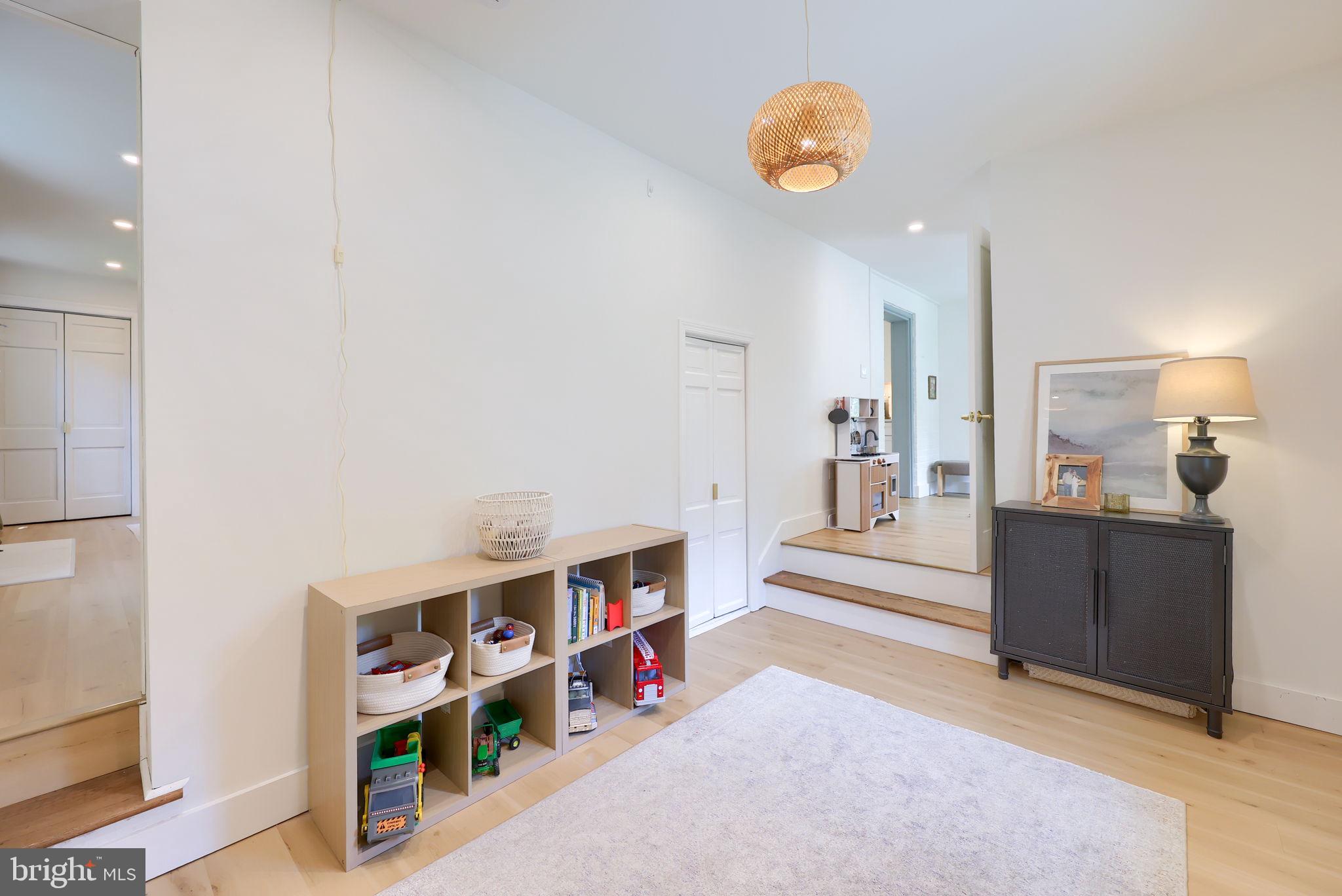 GRANDVIEW HEIGHTS - Residential