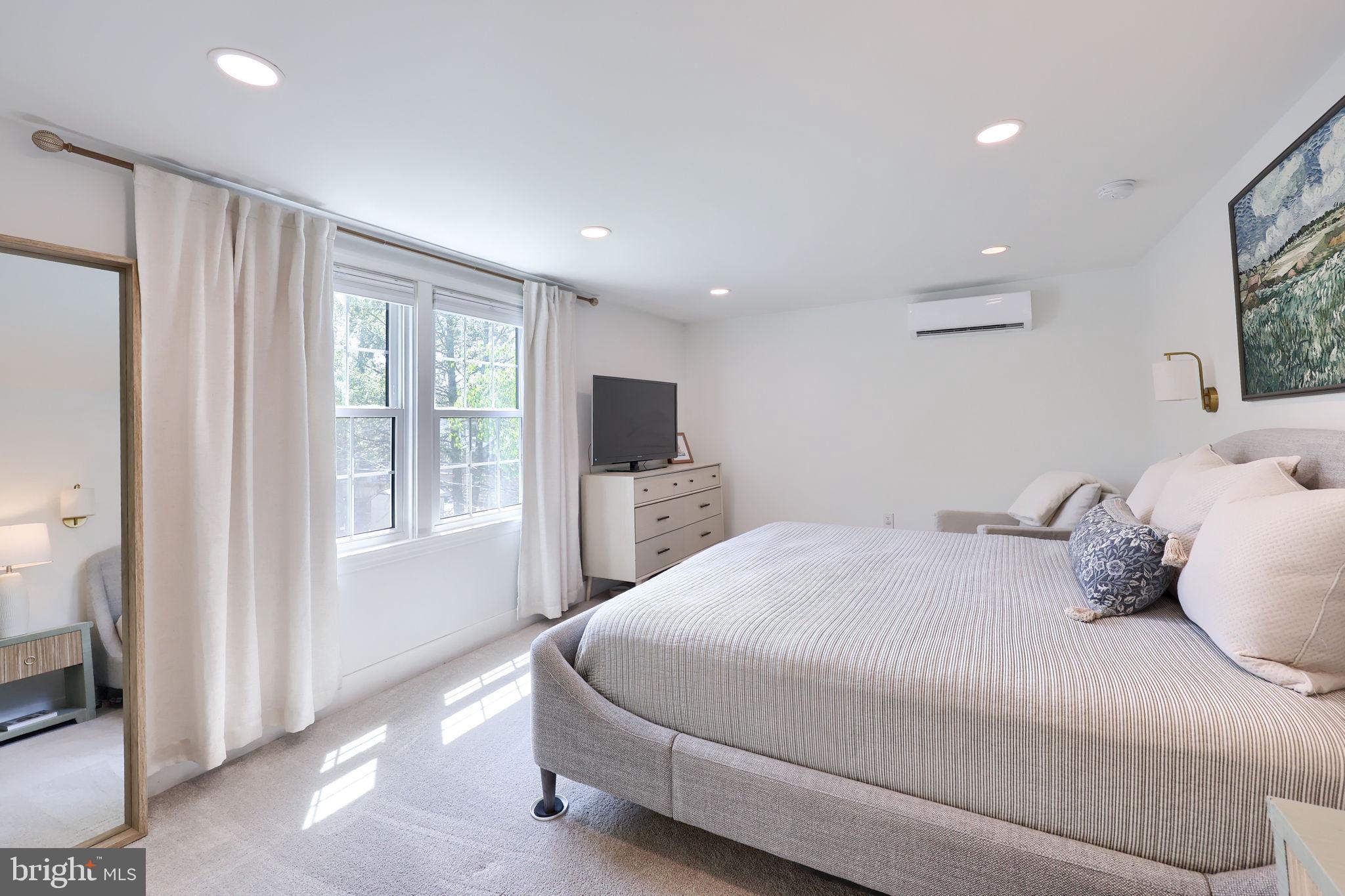 GRANDVIEW HEIGHTS - Residential
