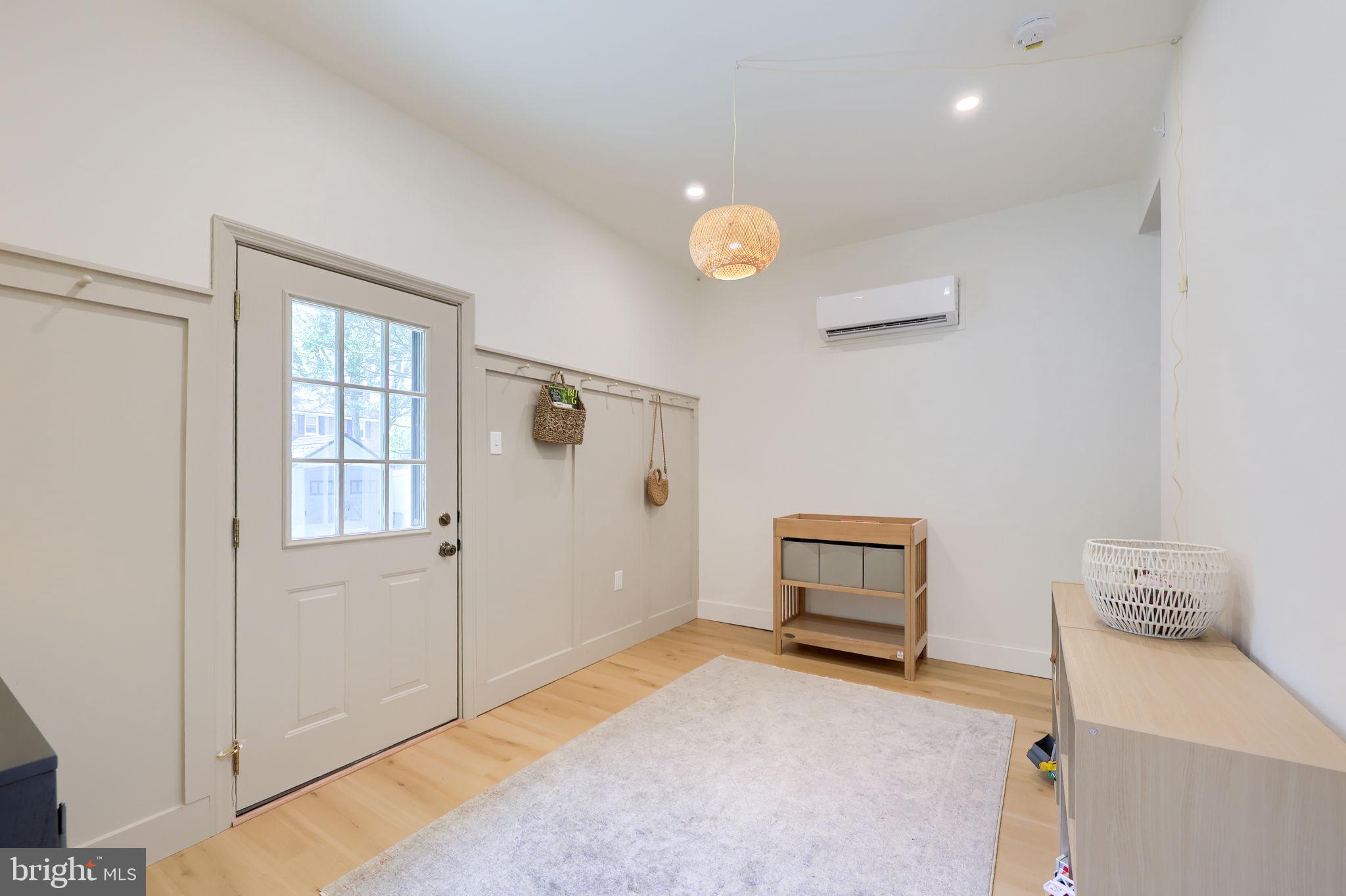 GRANDVIEW HEIGHTS - Residential