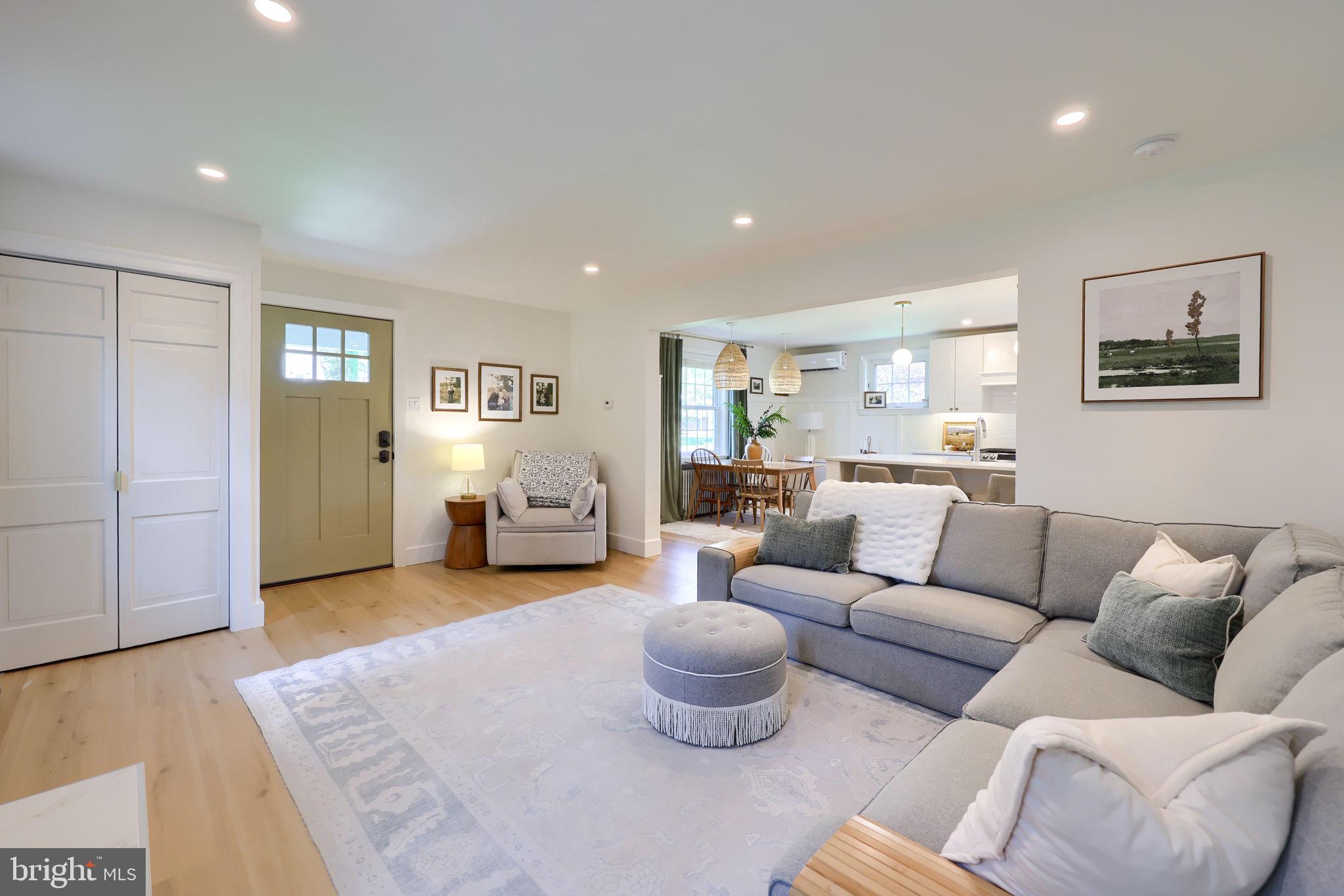 GRANDVIEW HEIGHTS - Residential
