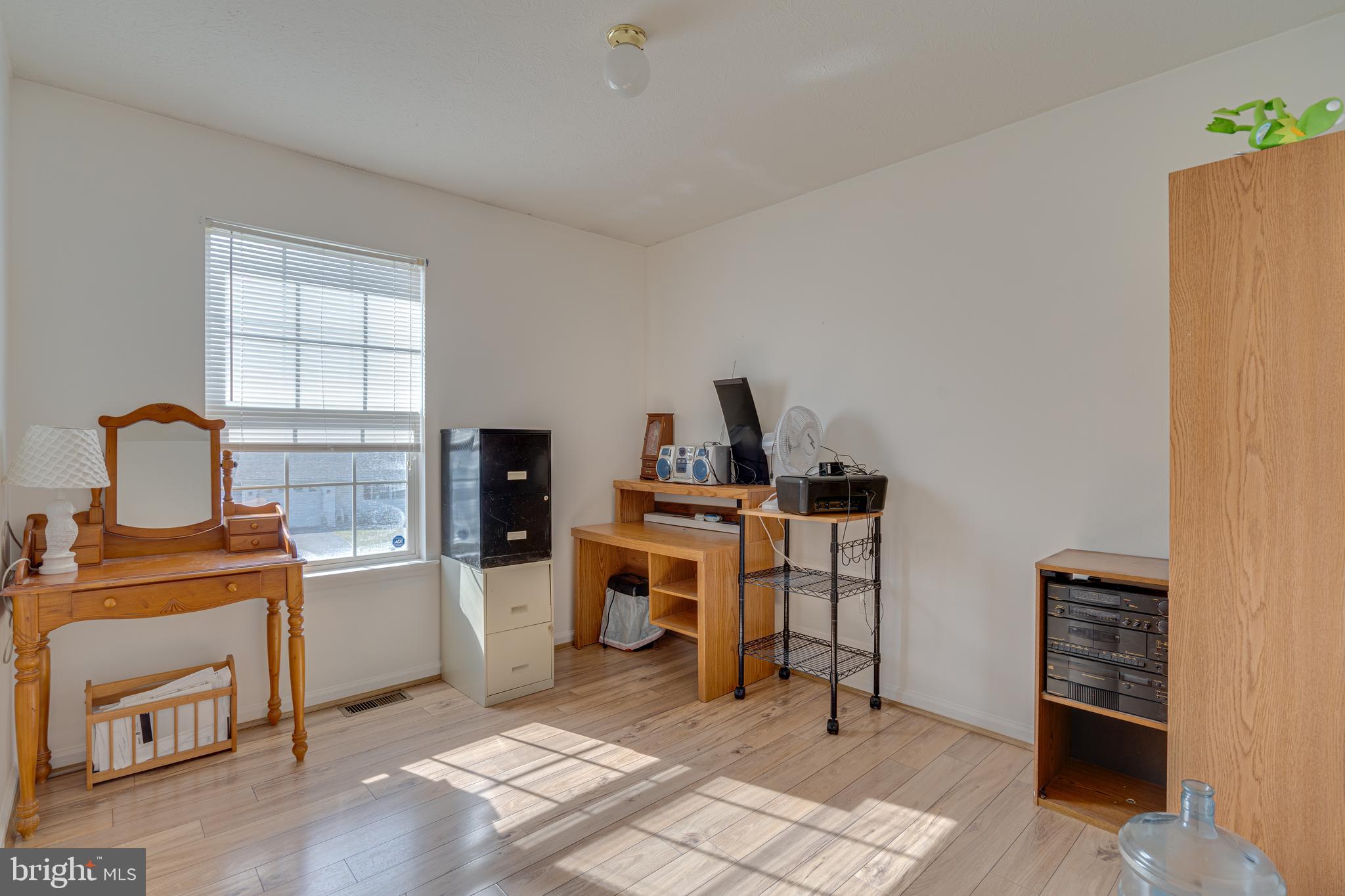 OPEQUON MEADOWS - Residential