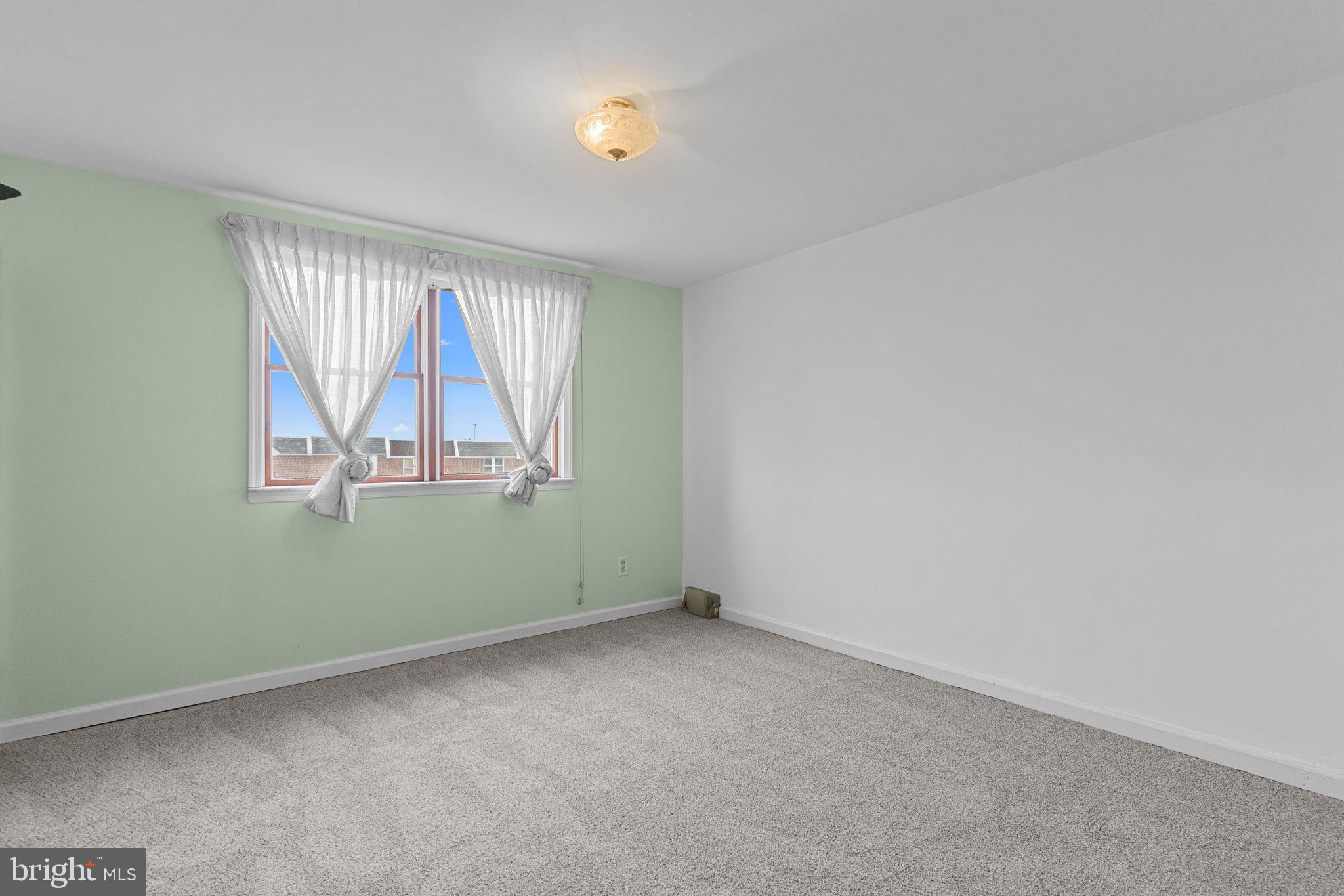 MAYFAIR - Residential