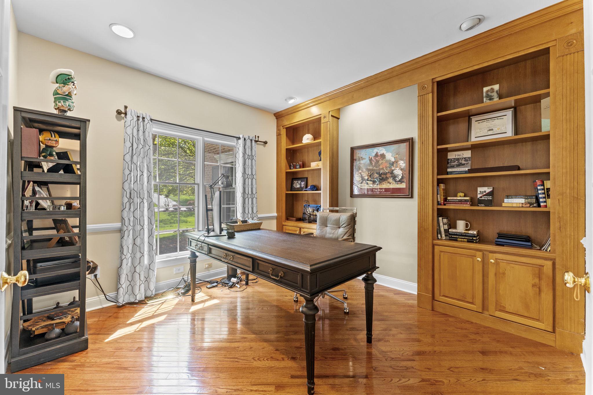 VALLEY FORGE WOODS - Residential