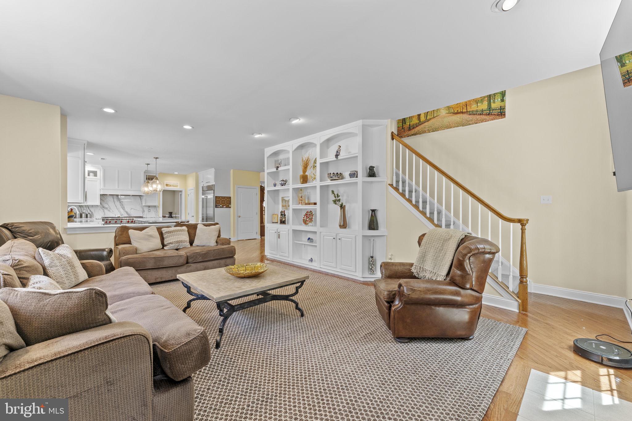 VALLEY FORGE WOODS - Residential