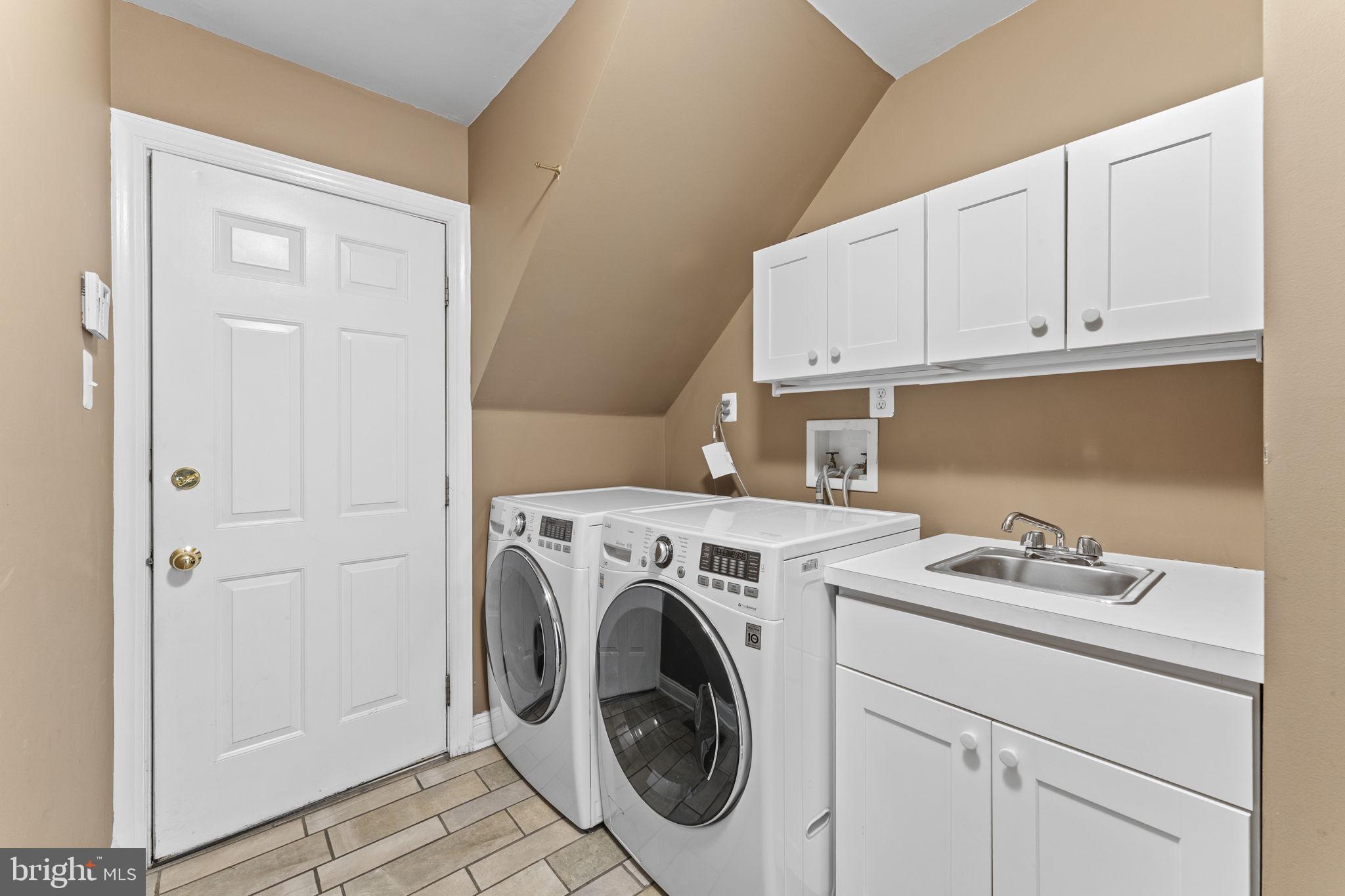 VALLEY FORGE WOODS - Residential