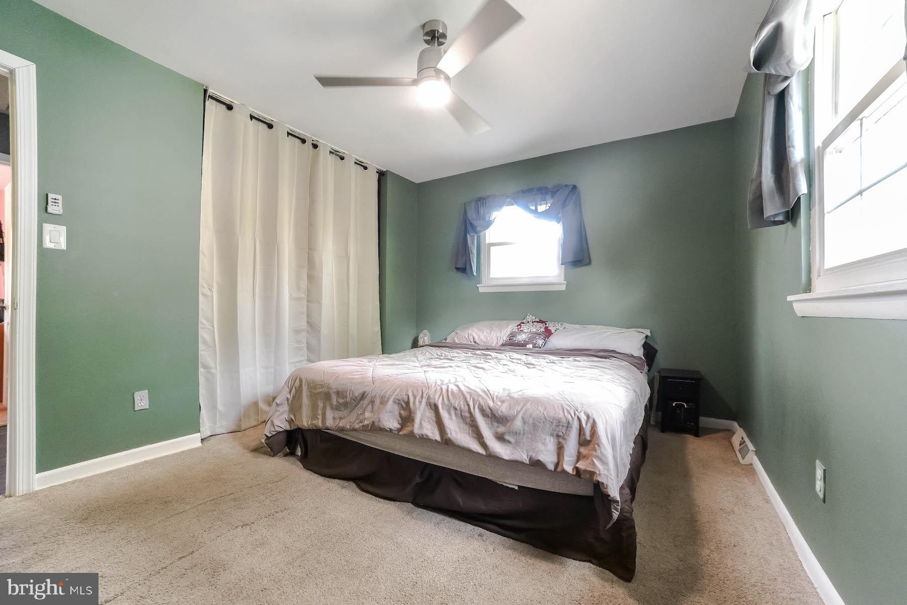 CAPITAL ESTATES - Residential