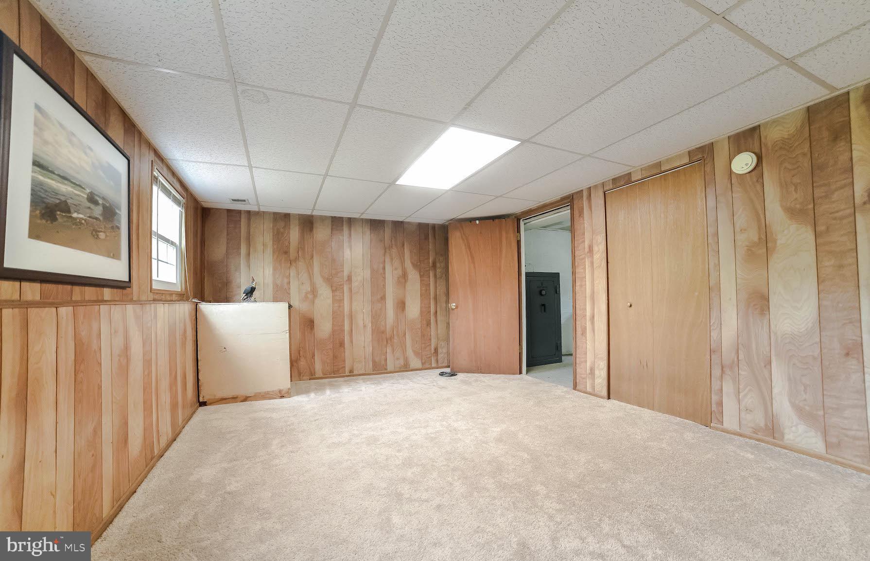 CAPITAL ESTATES - Residential