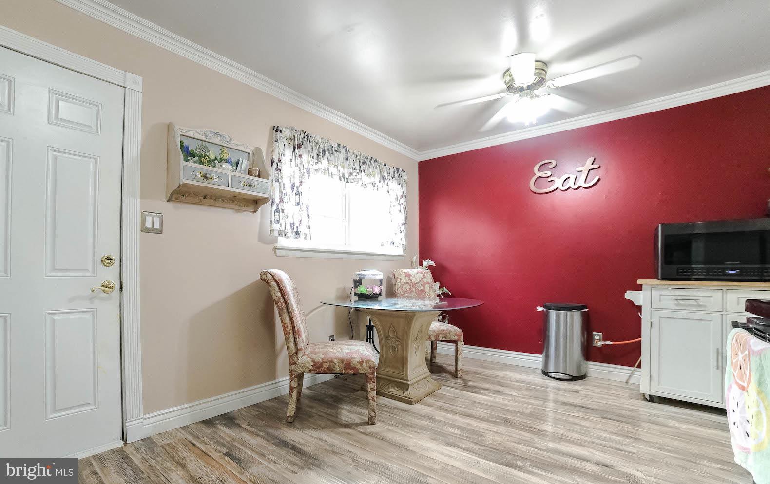 CAPITAL ESTATES - Residential