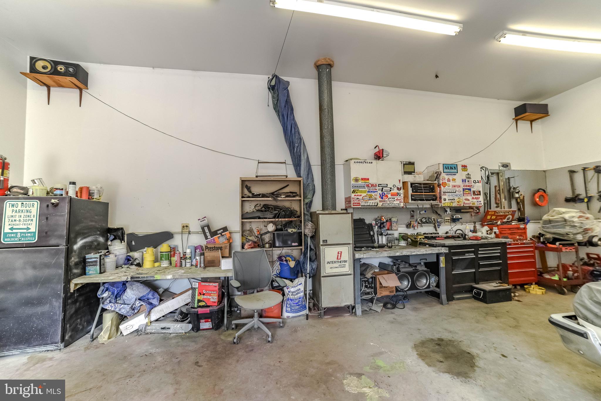 CAPITAL ESTATES - Residential