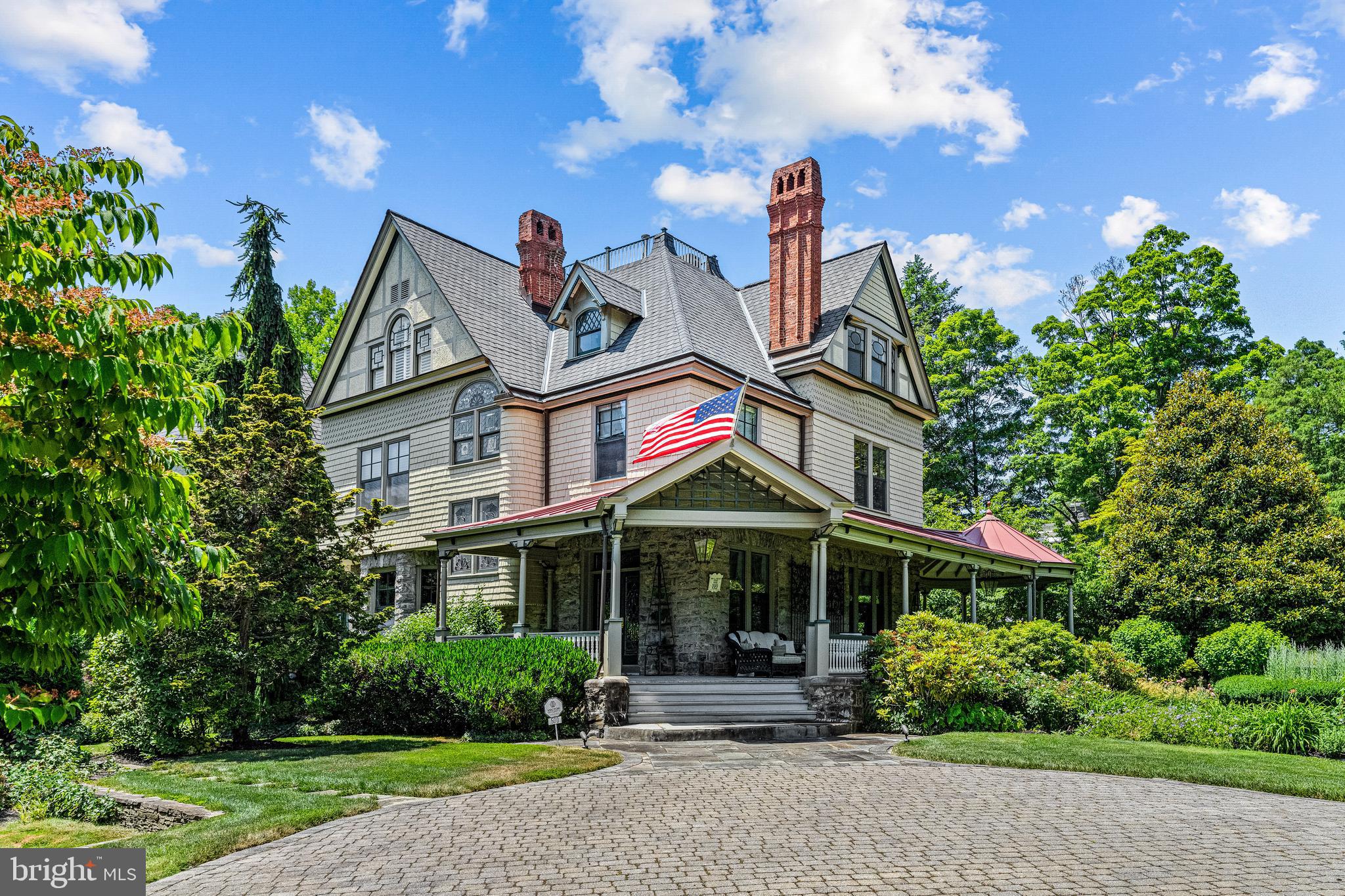 500 CHESTER AVENUE