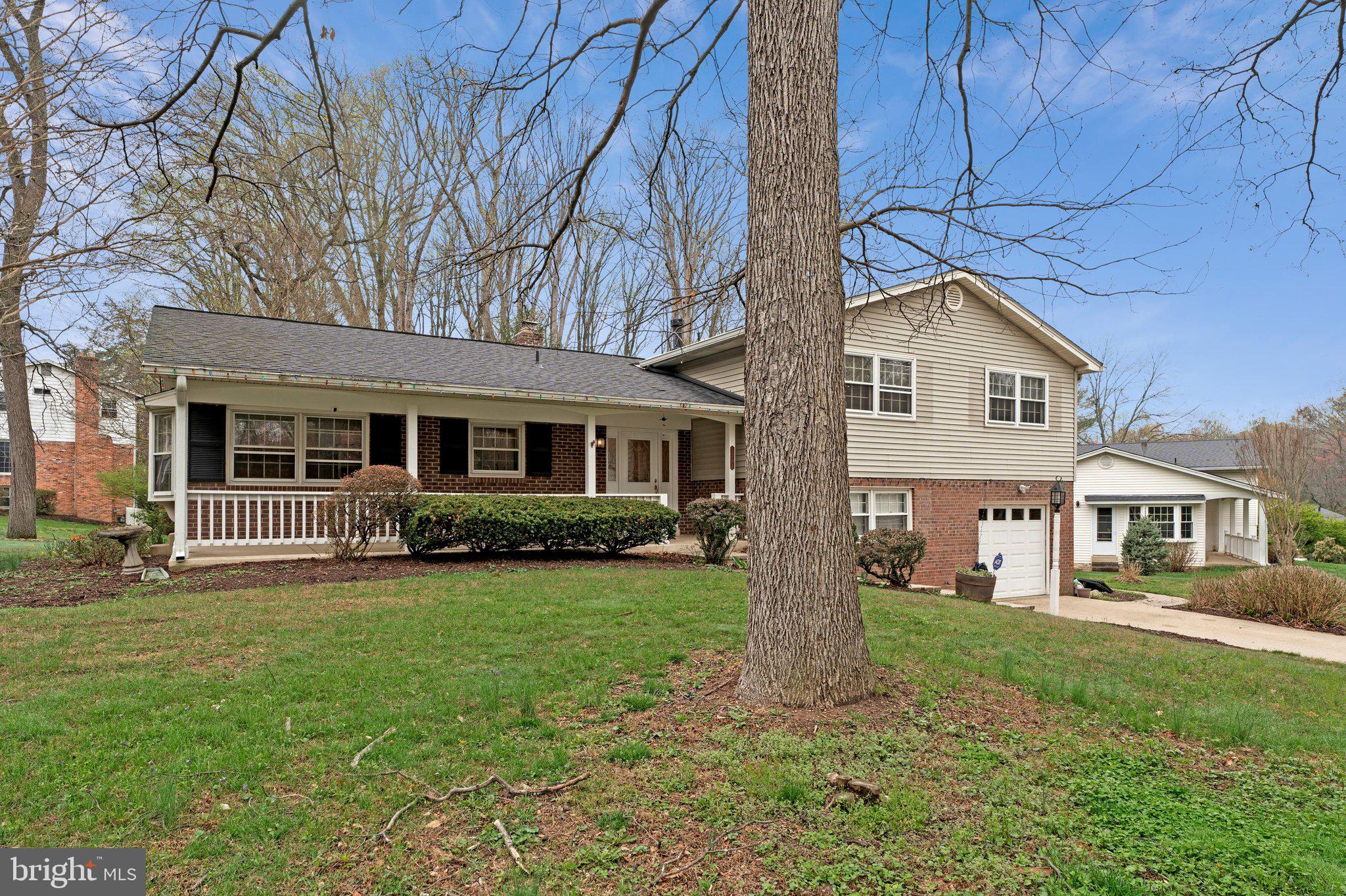 5201 GRINNELL STREET