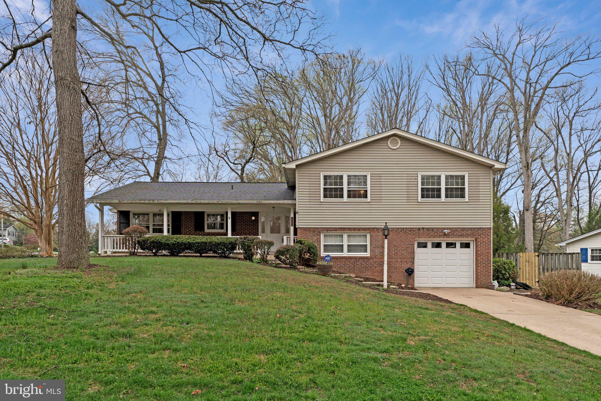 5201 GRINNELL STREET