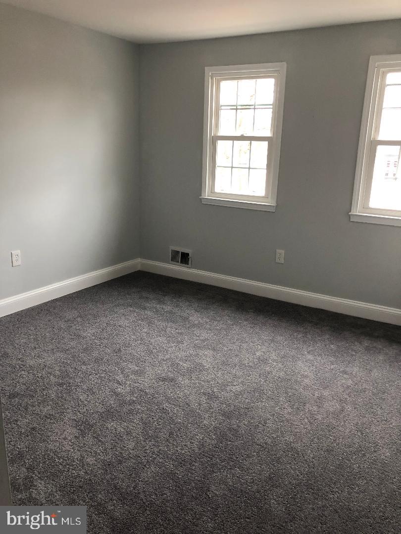 GREENWICH HILL - Residential