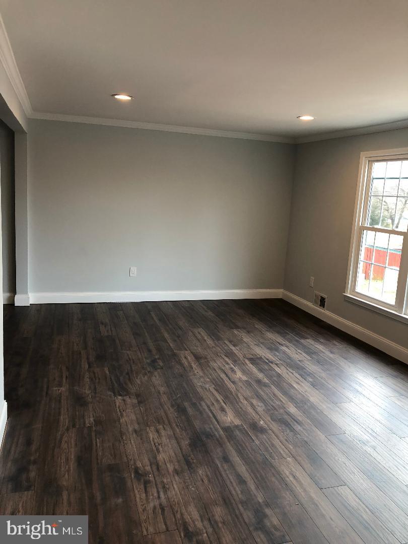 GREENWICH HILL - Residential