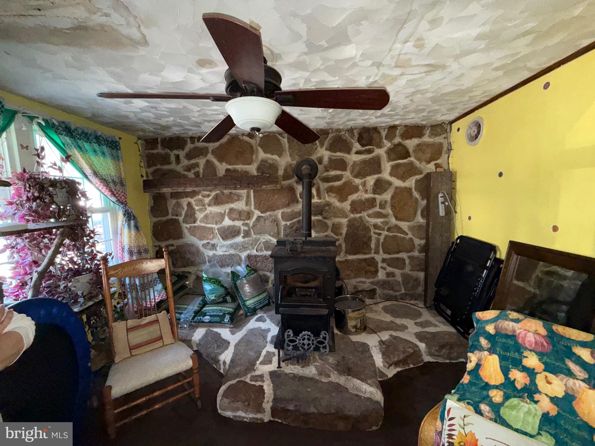 LEWISTOWN BORO - Residential