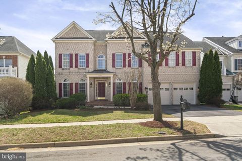 43915 KITTIWAKE DRIVE LEESBURG VA 20176