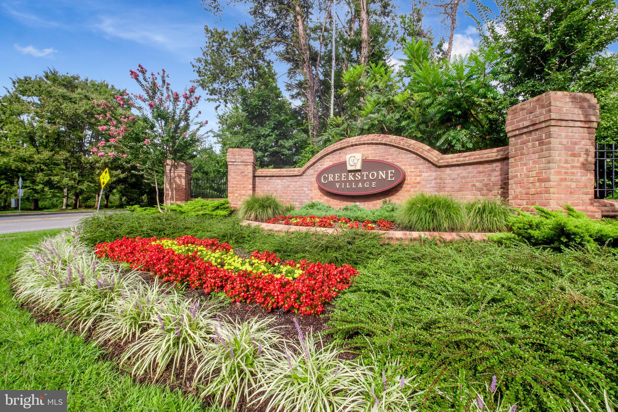 CREEKSTONE VILLAGE - Residential Lease