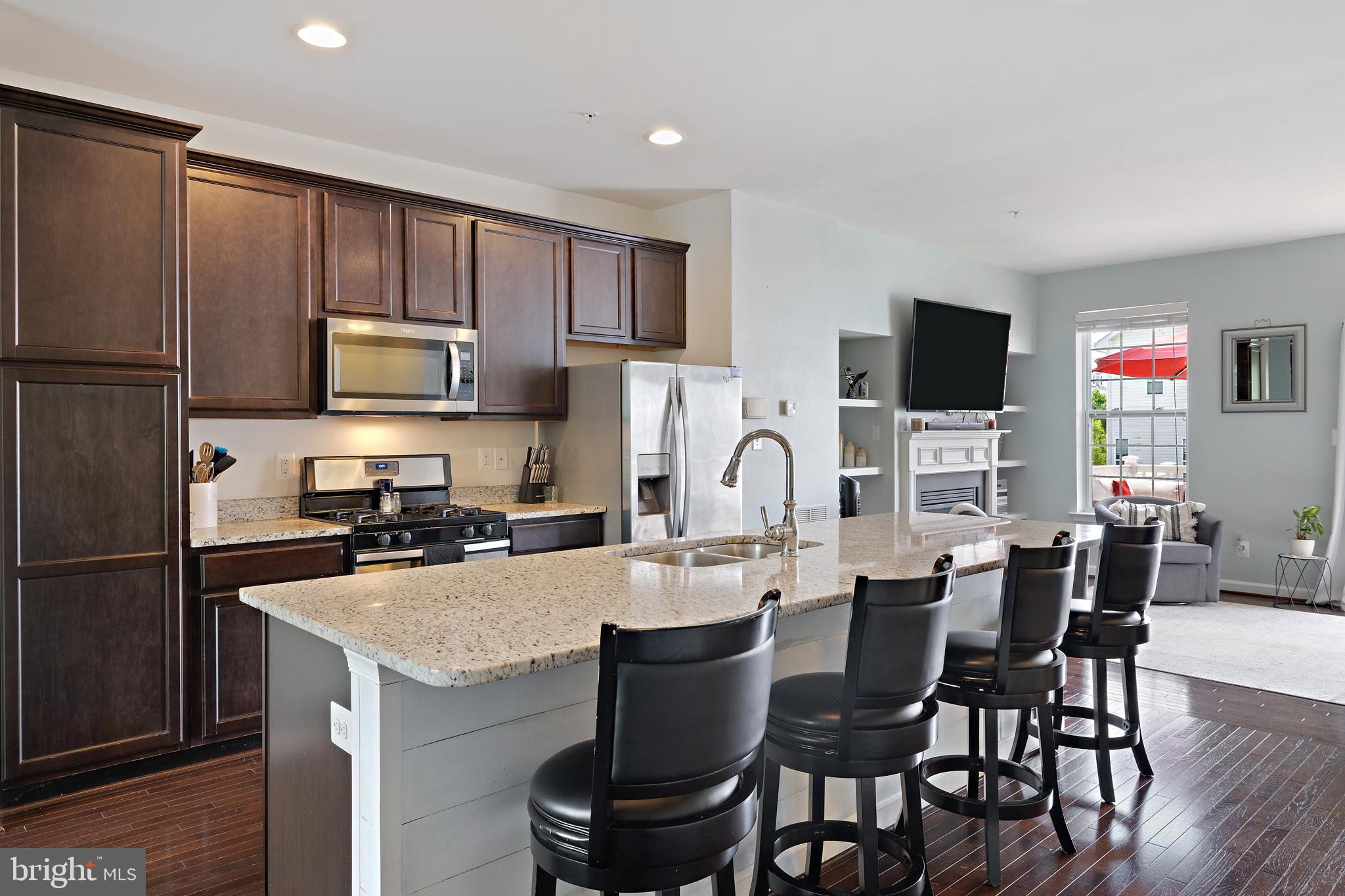 CREEKSTONE VILLAGE - Residential Lease