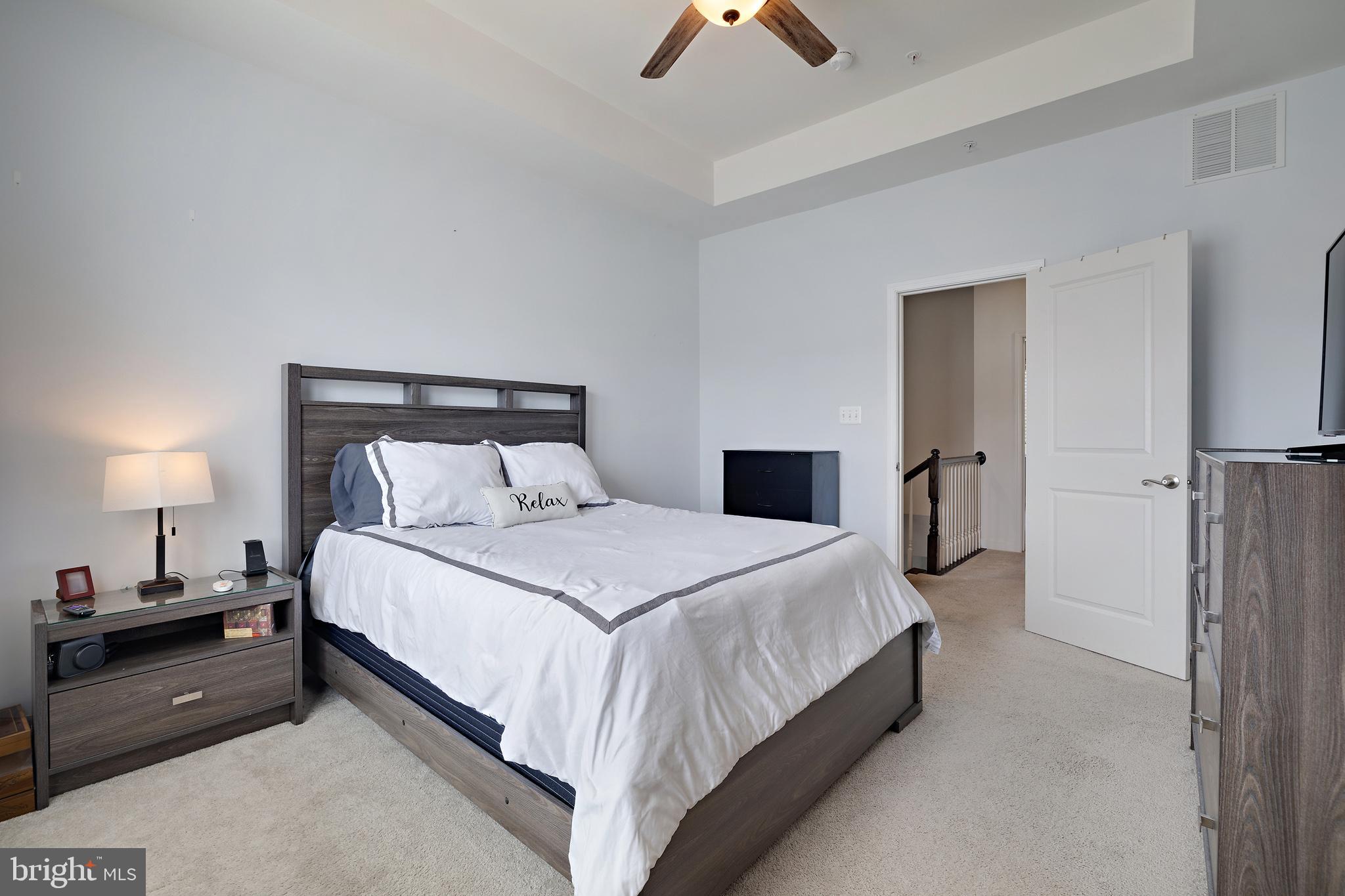 CREEKSTONE VILLAGE - Residential Lease