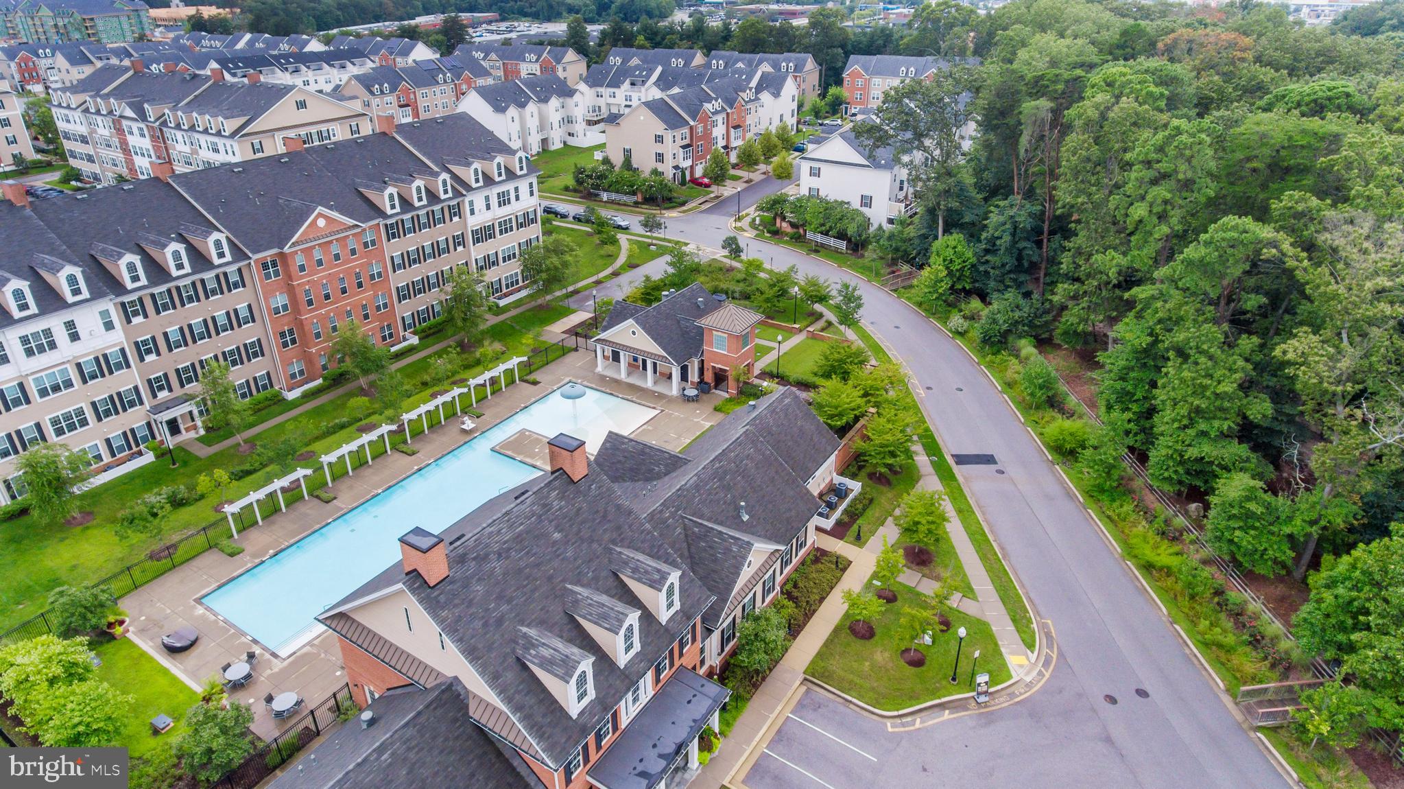 CREEKSTONE VILLAGE - Residential Lease