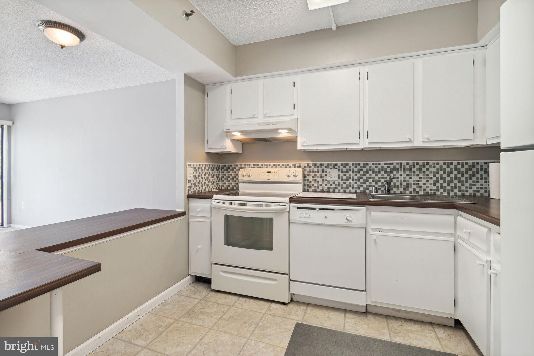 2921 N LEISURE WORLD BOULEVARD 1-303