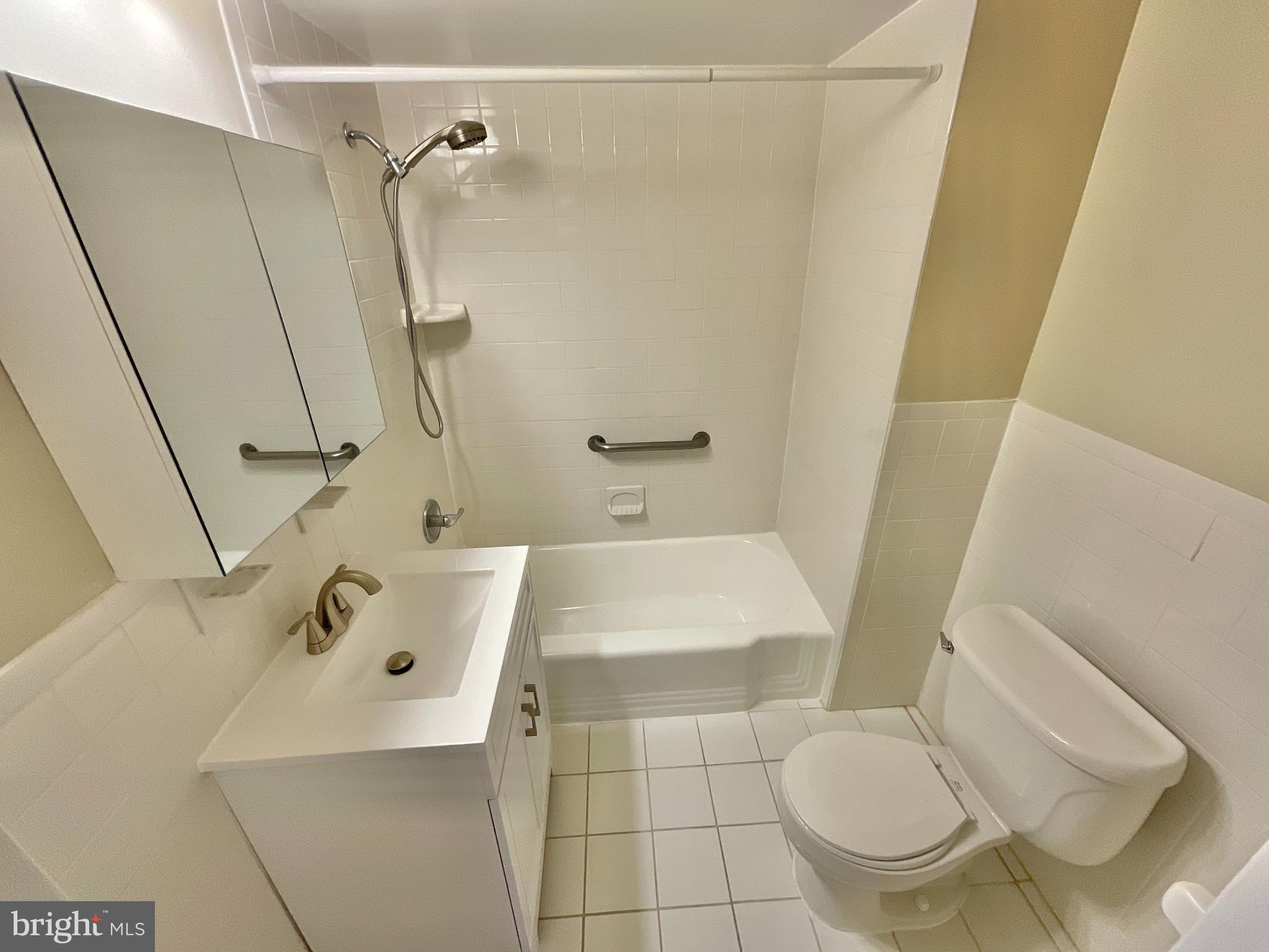 WEST SPRING - Residential