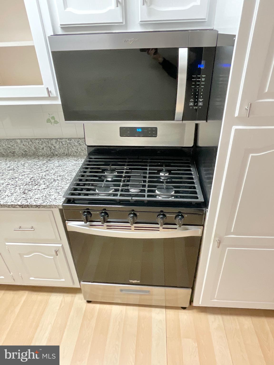 WEST SPRING - Residential