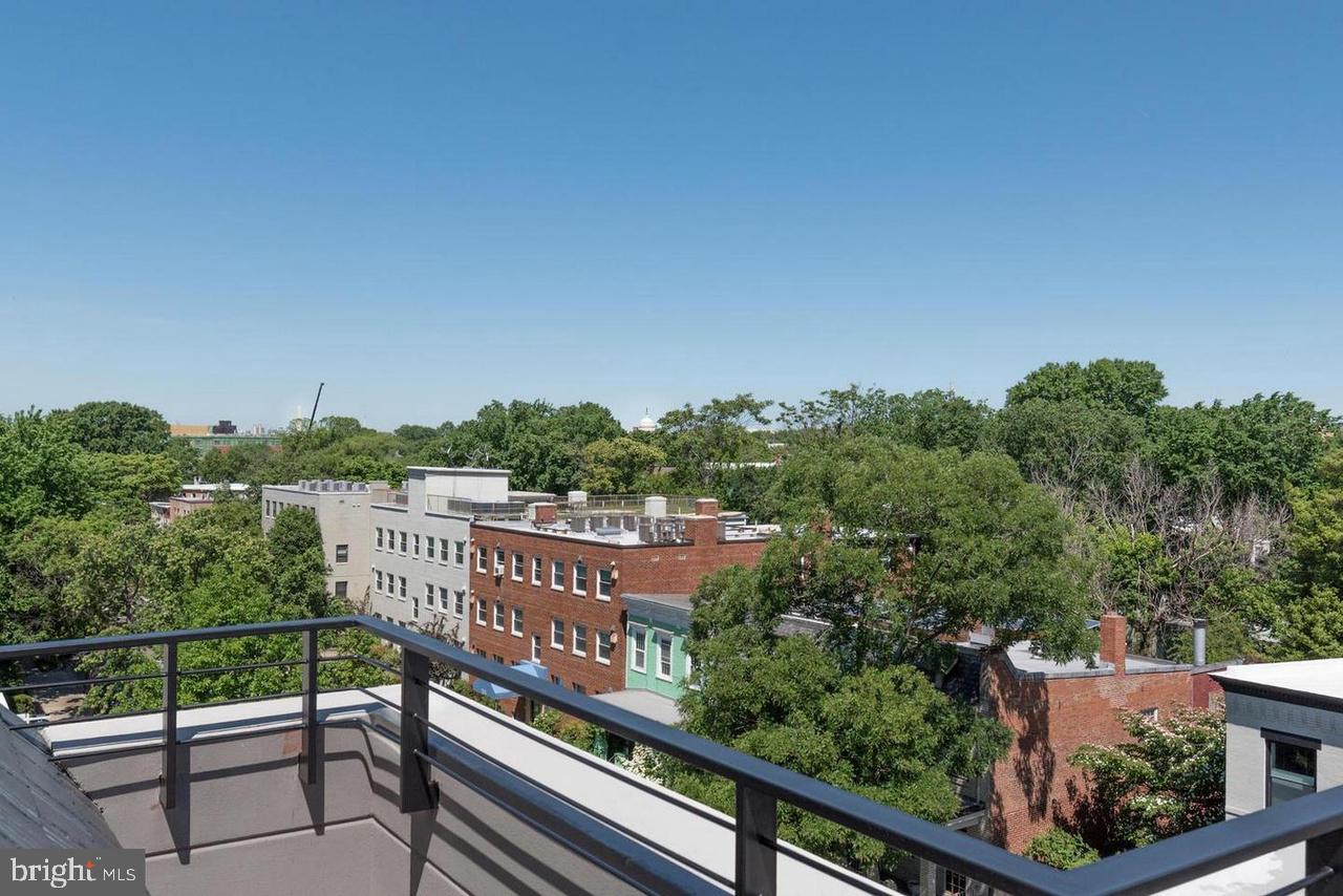 1337 K STREET SE PH-3