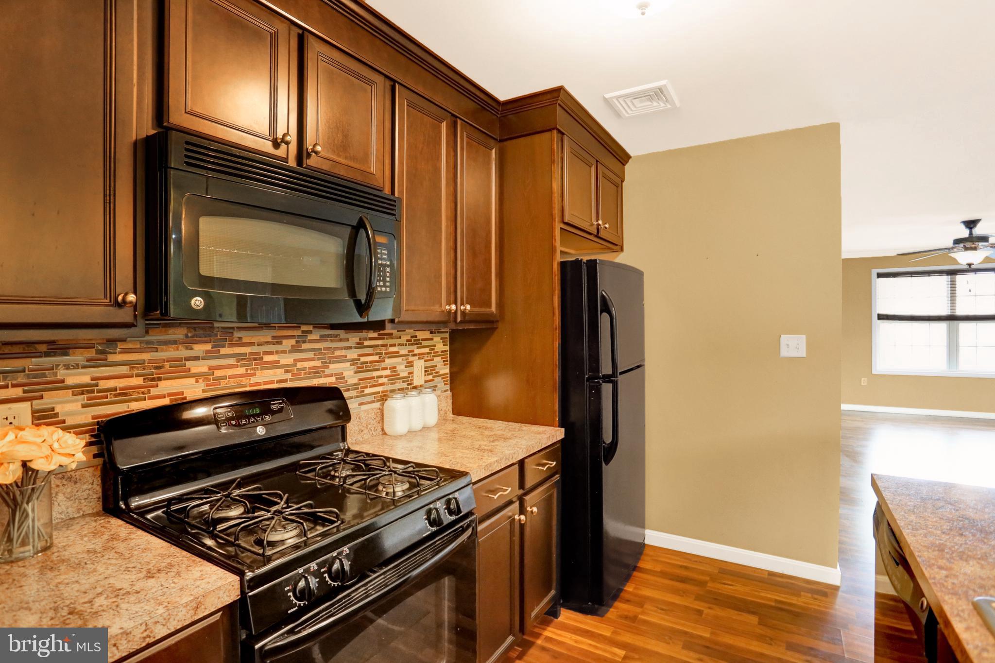 SUMMIT VIEW - Residential