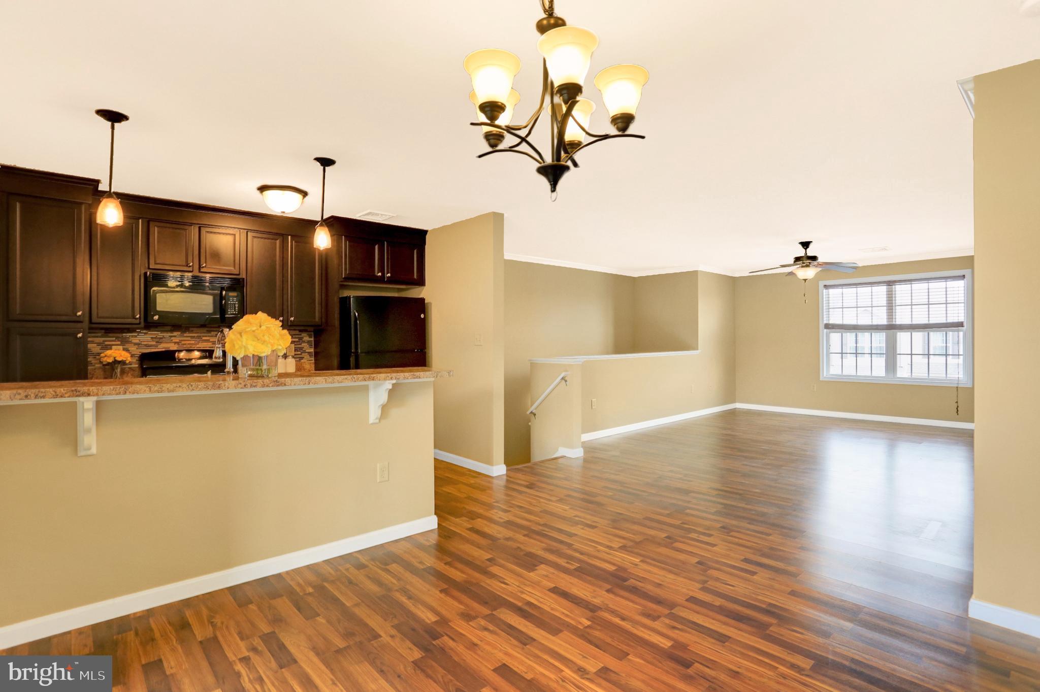 SUMMIT VIEW - Residential