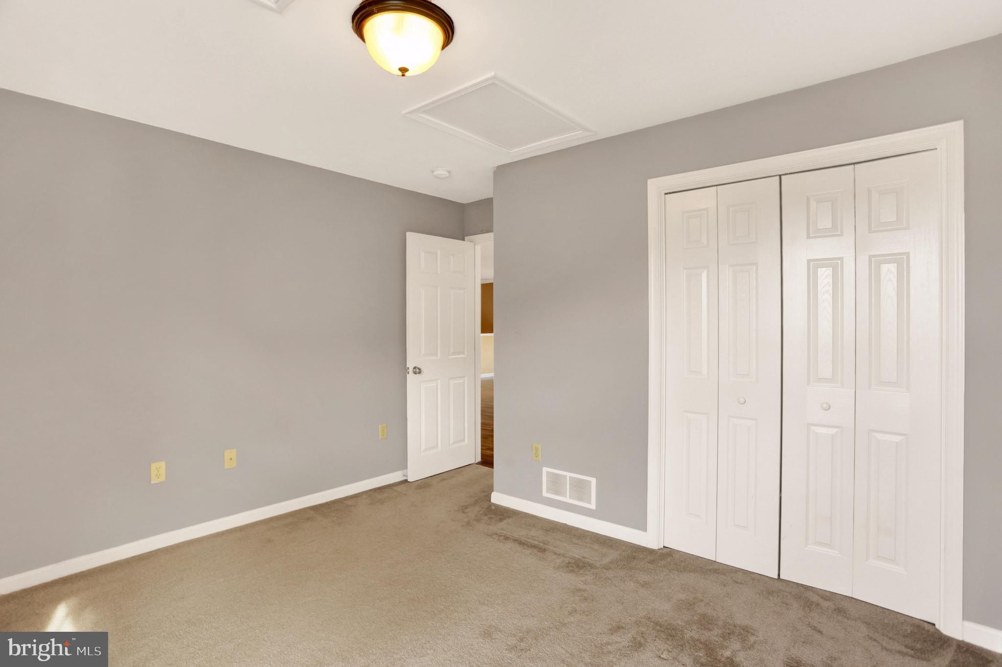 SUMMIT VIEW - Residential