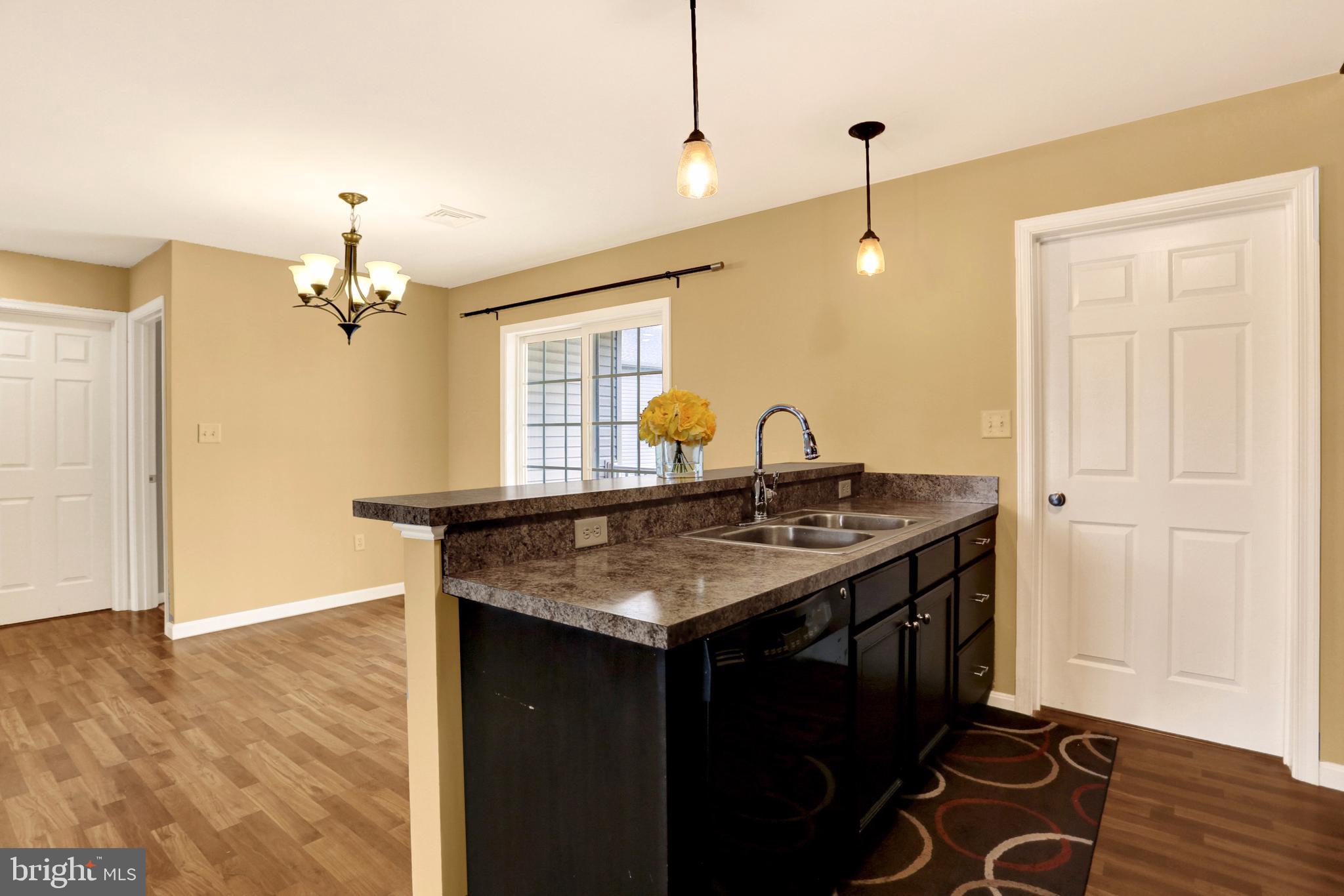 SUMMIT VIEW - Residential