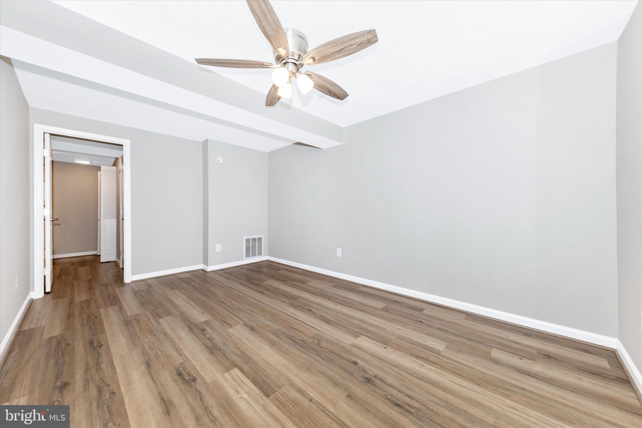 SUGARLAND RUN - Residential