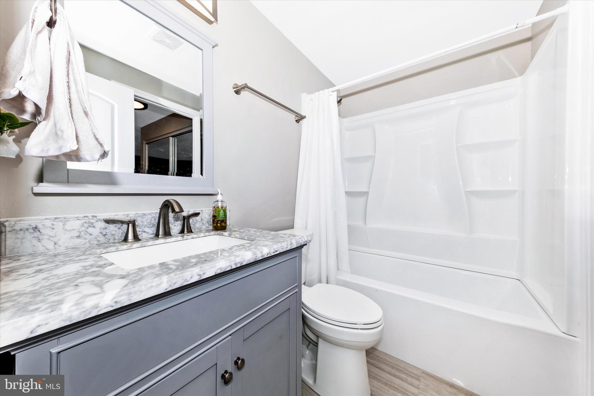 SUGARLAND RUN - Residential