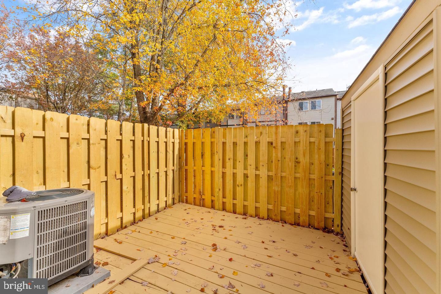 SUGARLAND RUN - Residential