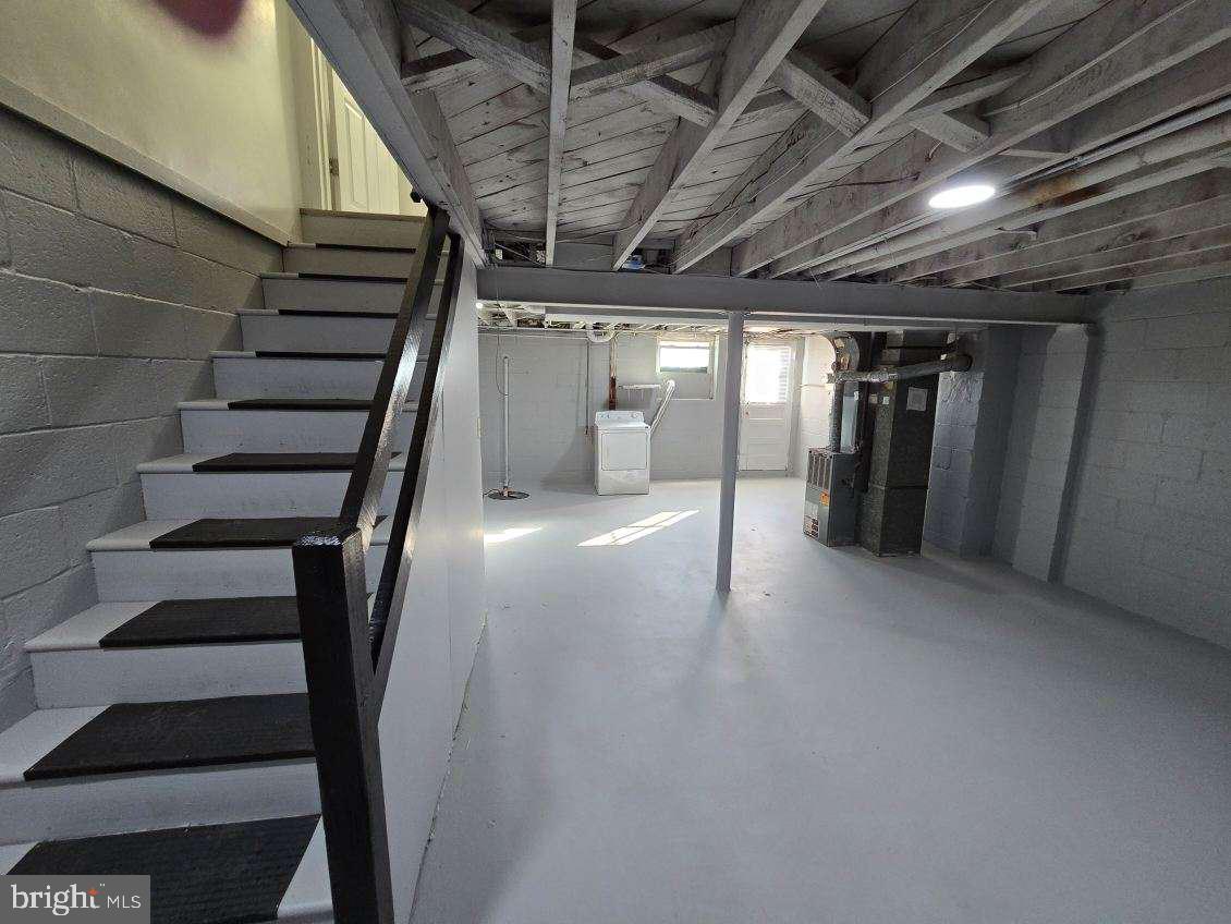 DUNDALK - Residential Lease