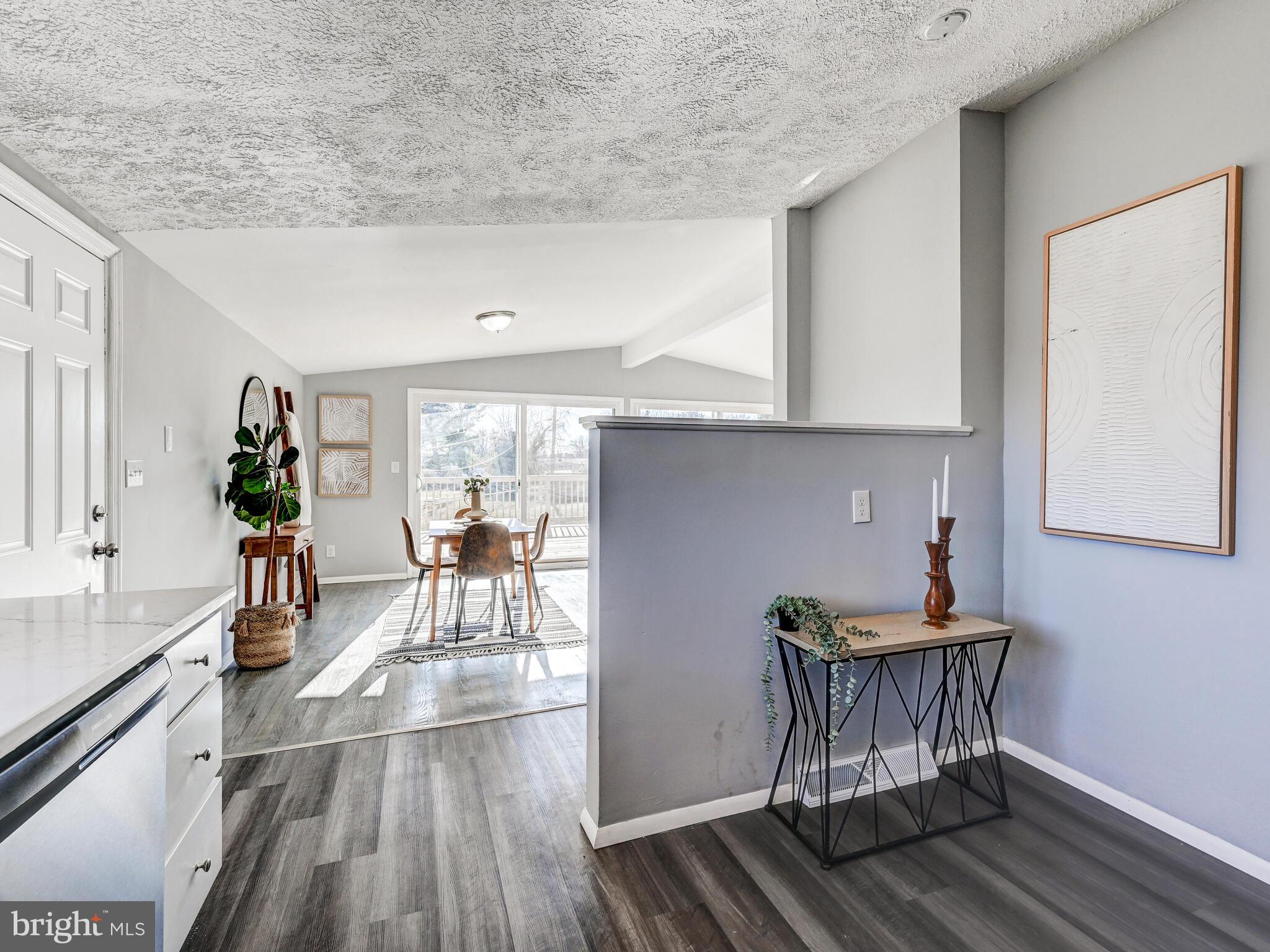 SCOTTS HILL - Residential