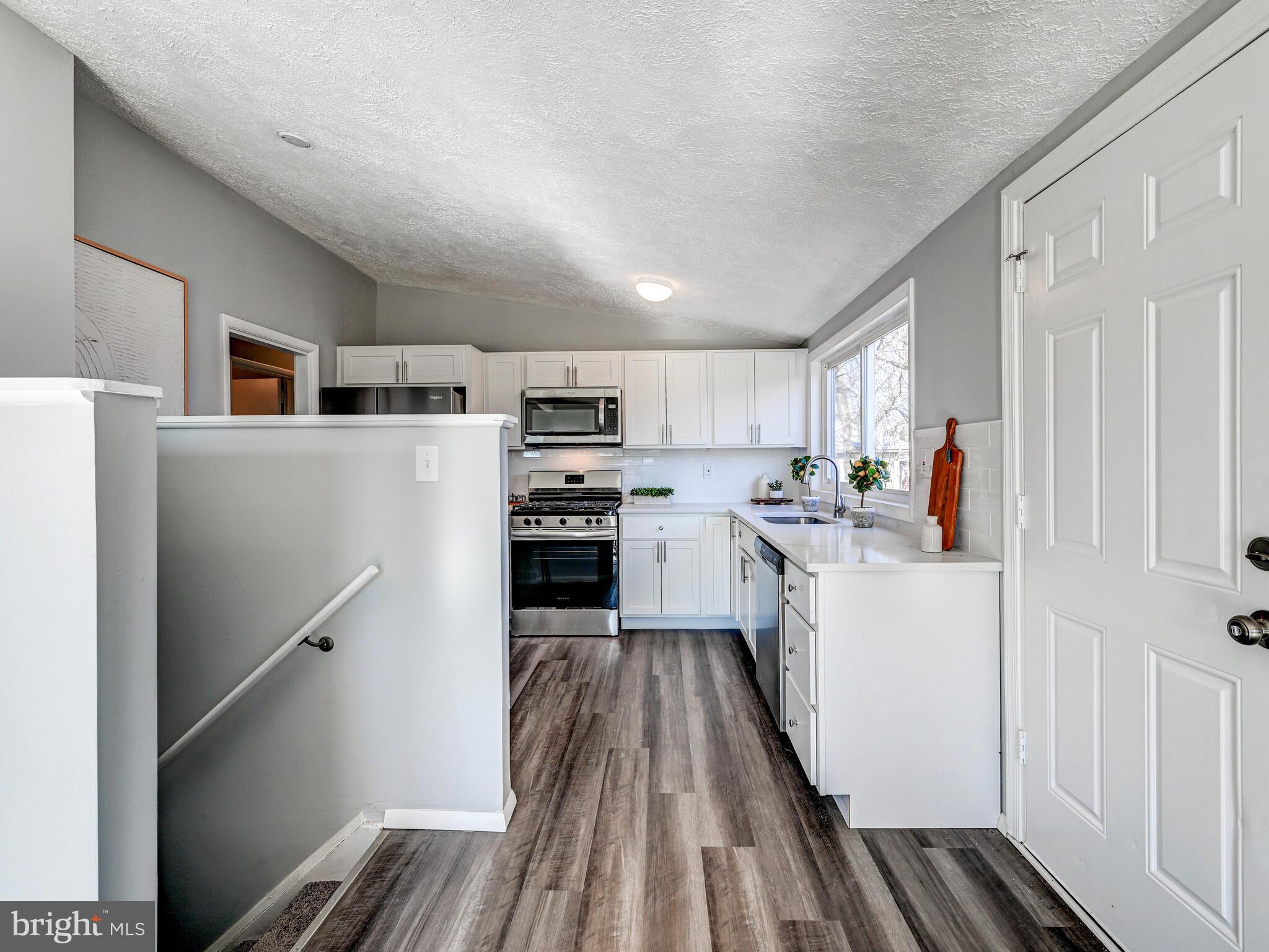 SCOTTS HILL - Residential