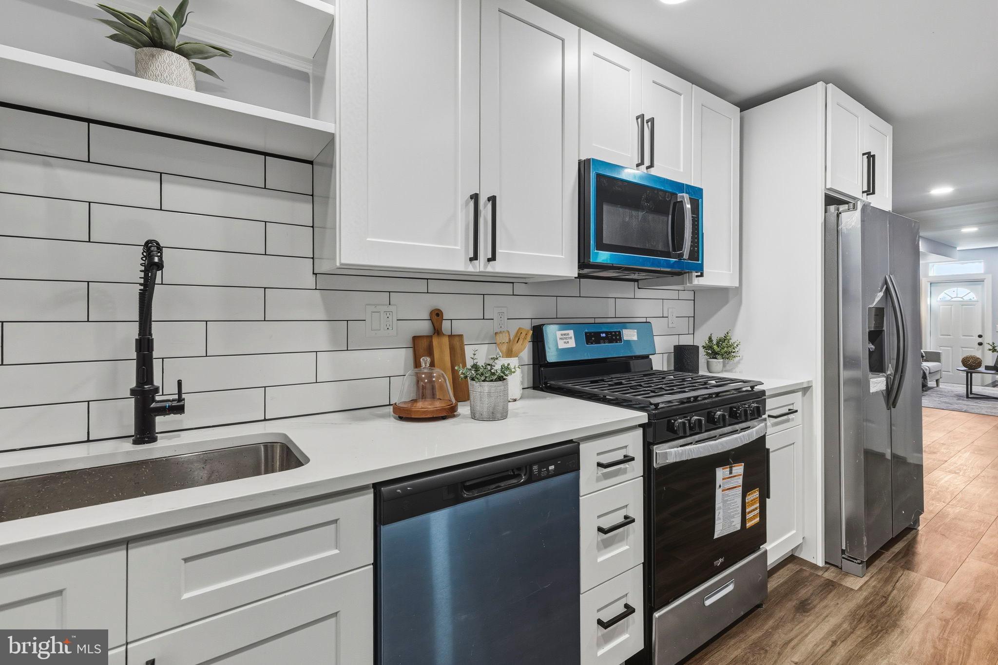 BROADWAY EAST - Residential