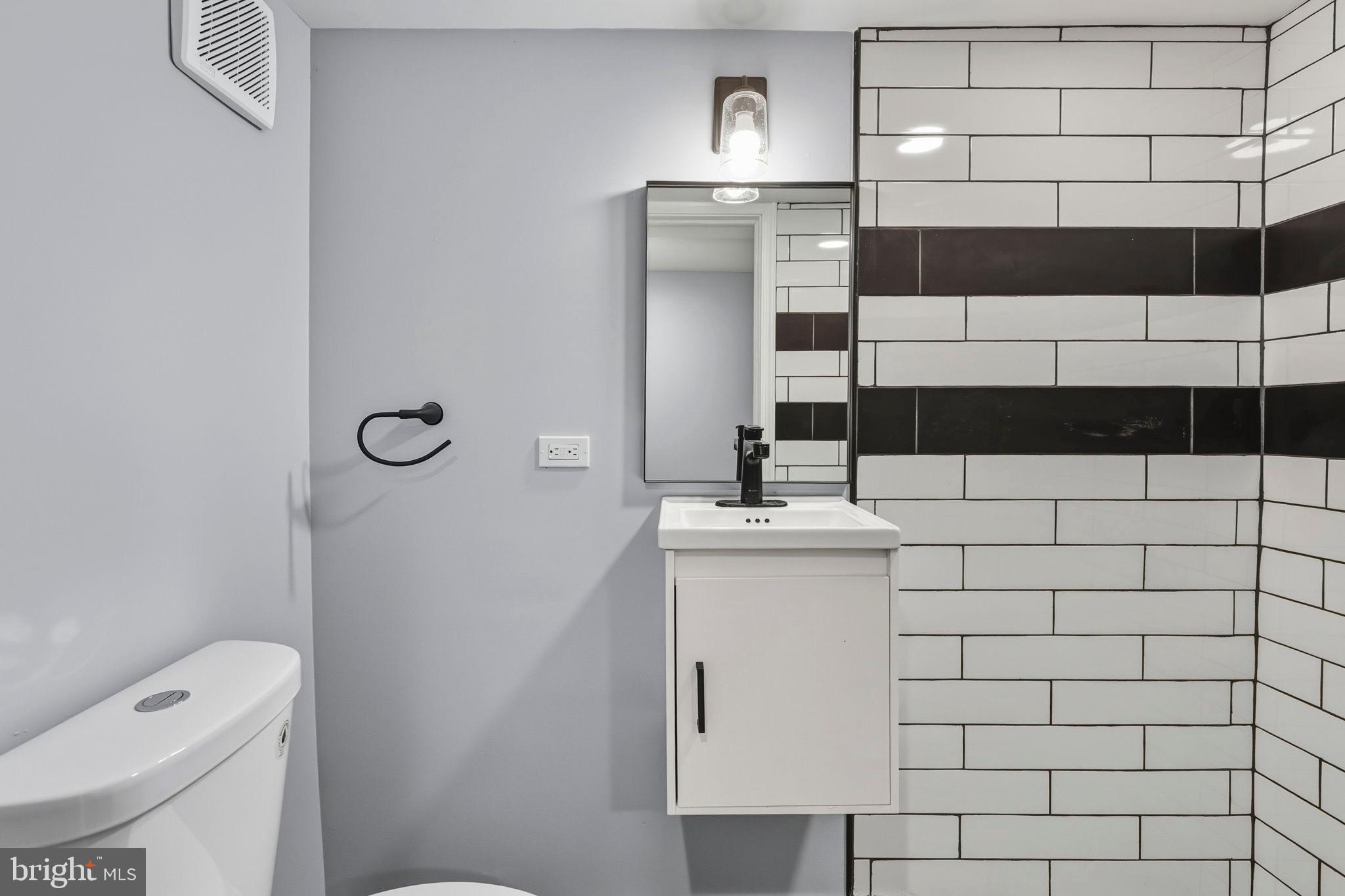 BROADWAY EAST - Residential