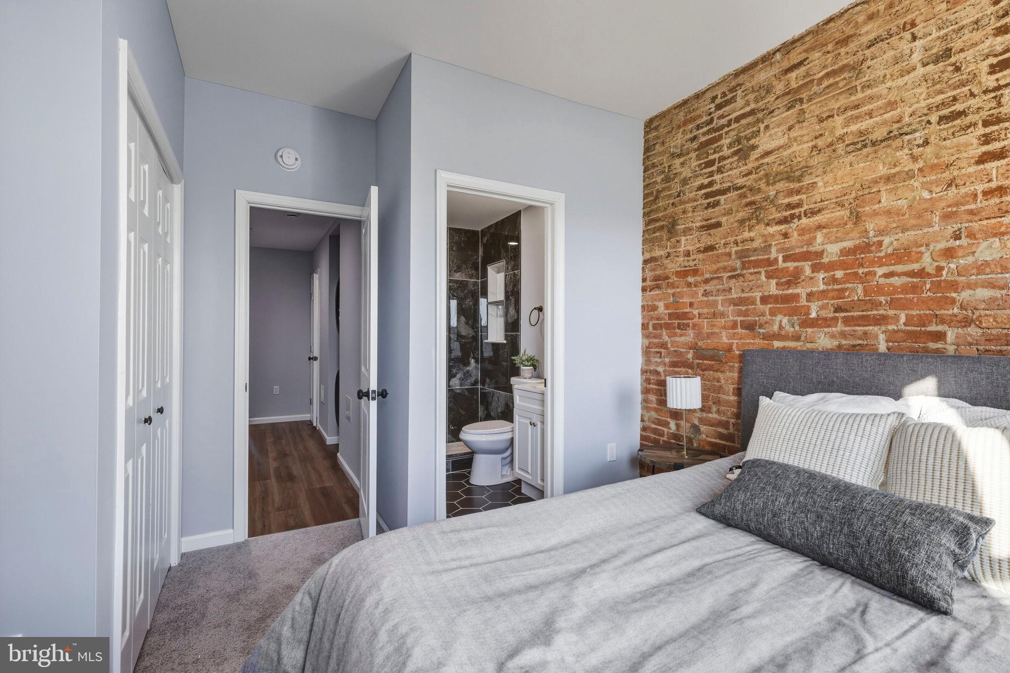 BROADWAY EAST - Residential