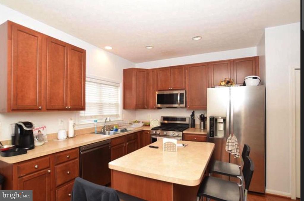 Photo of 122 Compass Cv, STAFFORD, VA 22554 (MLS # VAST2048958)