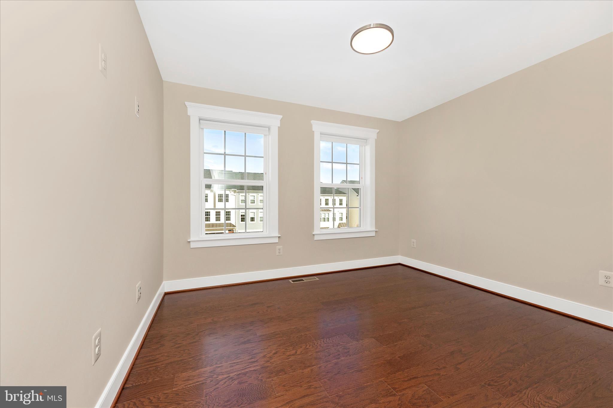 TRAVILAH CREST - Residential