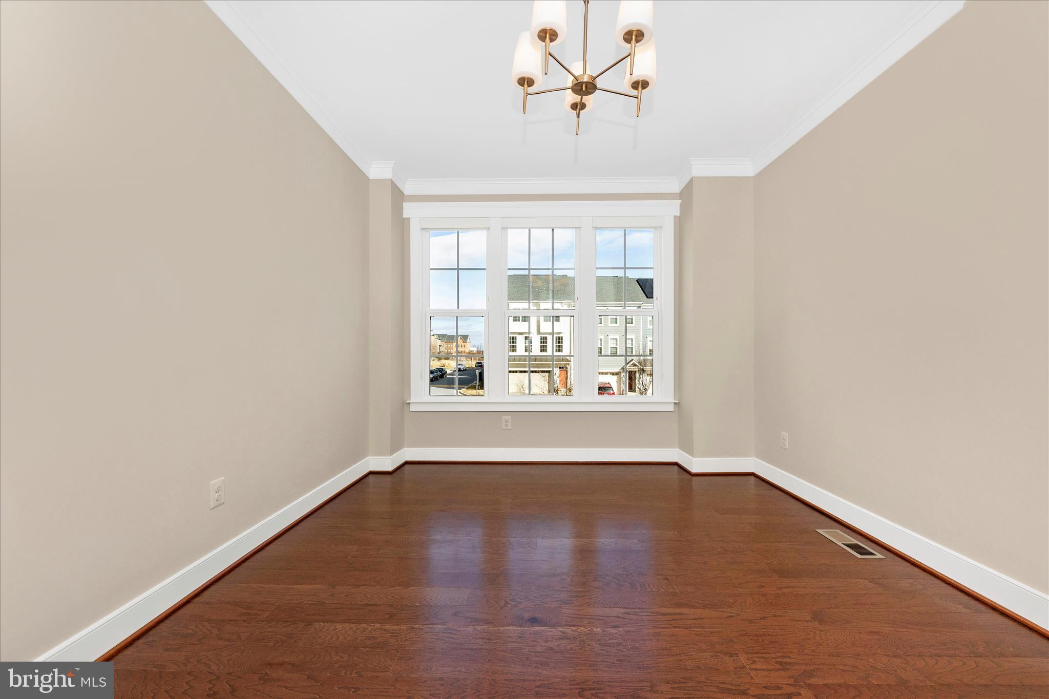 TRAVILAH CREST - Residential